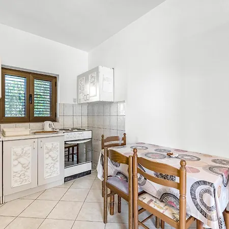 2 Bedroom Beautiful In * Vodice