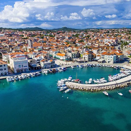 Apartamento 2 Bedroom Beautiful In Vodice